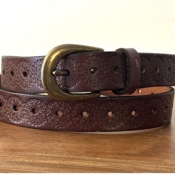 Fossil Medallion Embossed Leather Belt Womens Large Brown Boho Vintage - Picture 1 of 9